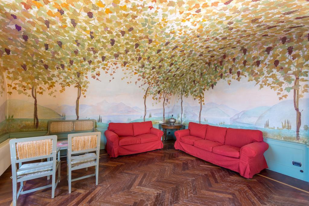 Villa La Rossa Fiumelatte Exteriör bild