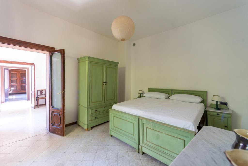 Villa La Rossa Fiumelatte Exteriör bild